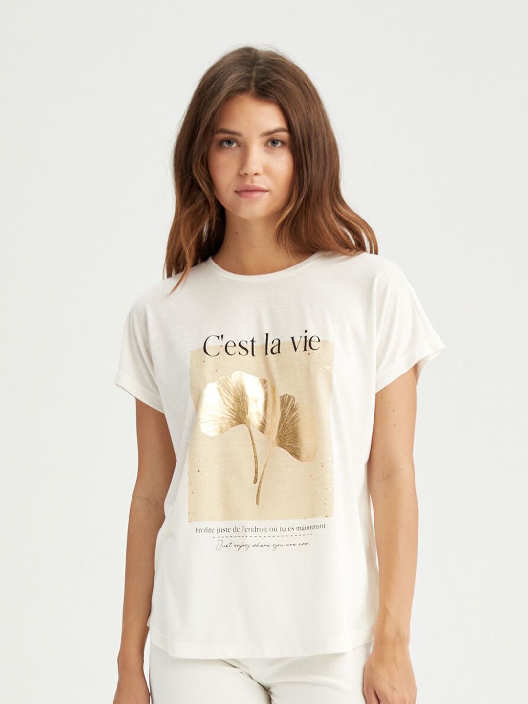 

DeFacto Graphic Printed Round Neck T-shirt, White