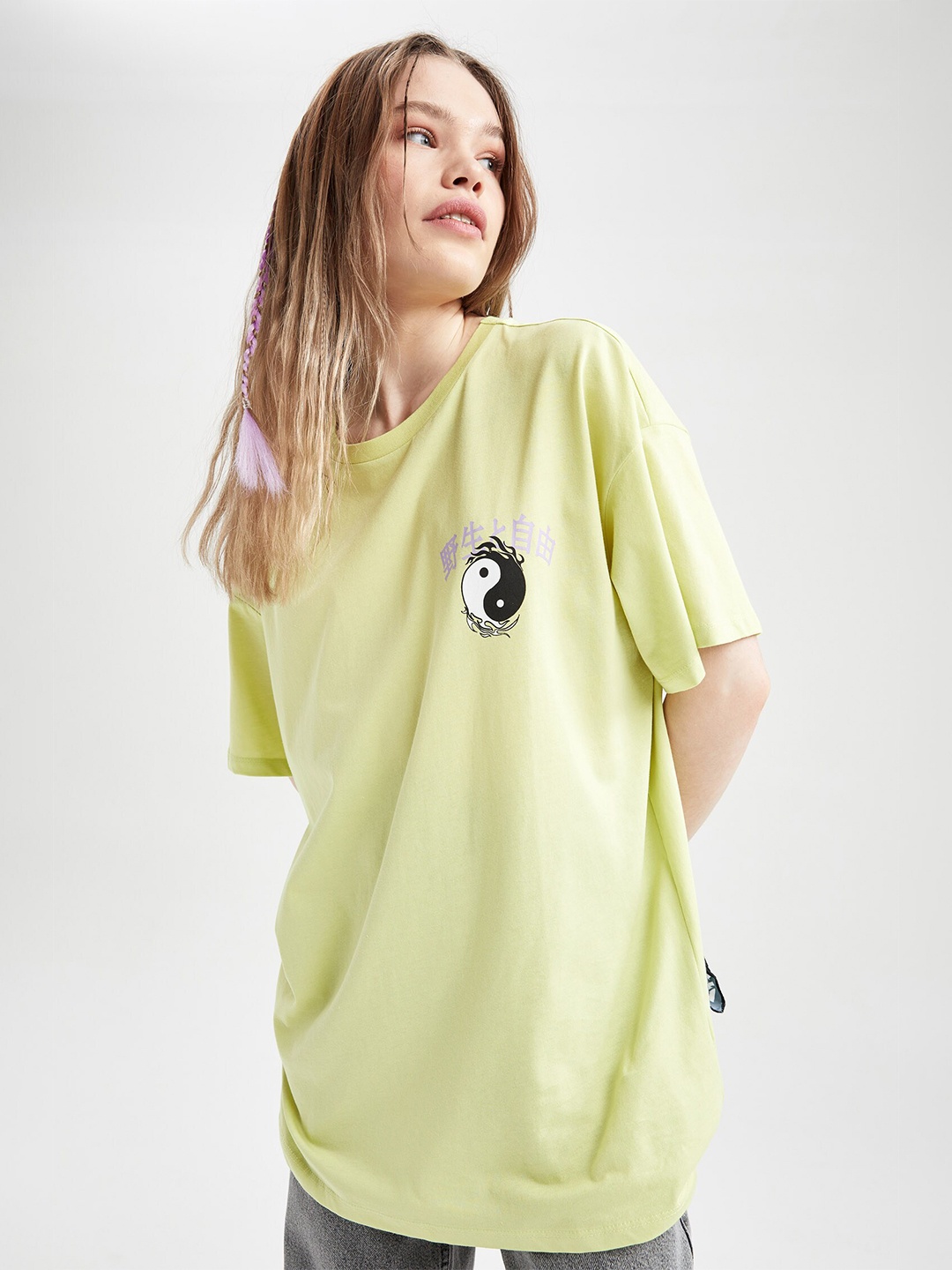 

DeFacto Graphic Printed Round Neck Pure Cotton T-shirt, Green