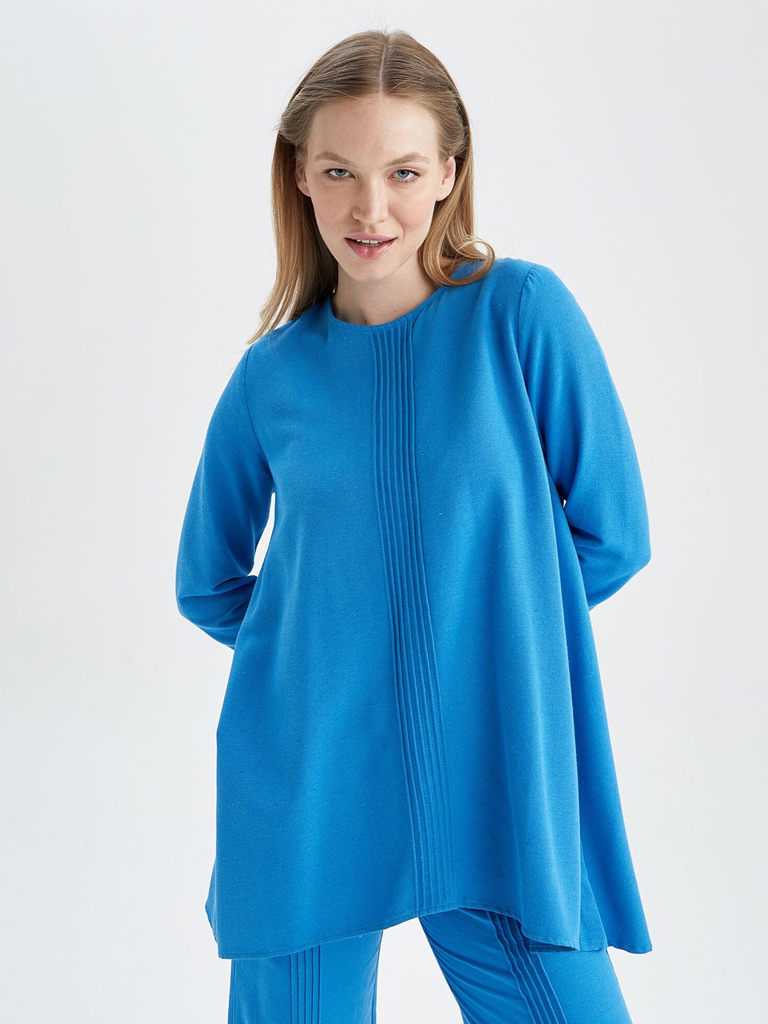 

DeFacto Round Neck Pleated Cuffed Sleeves Tunic, Blue