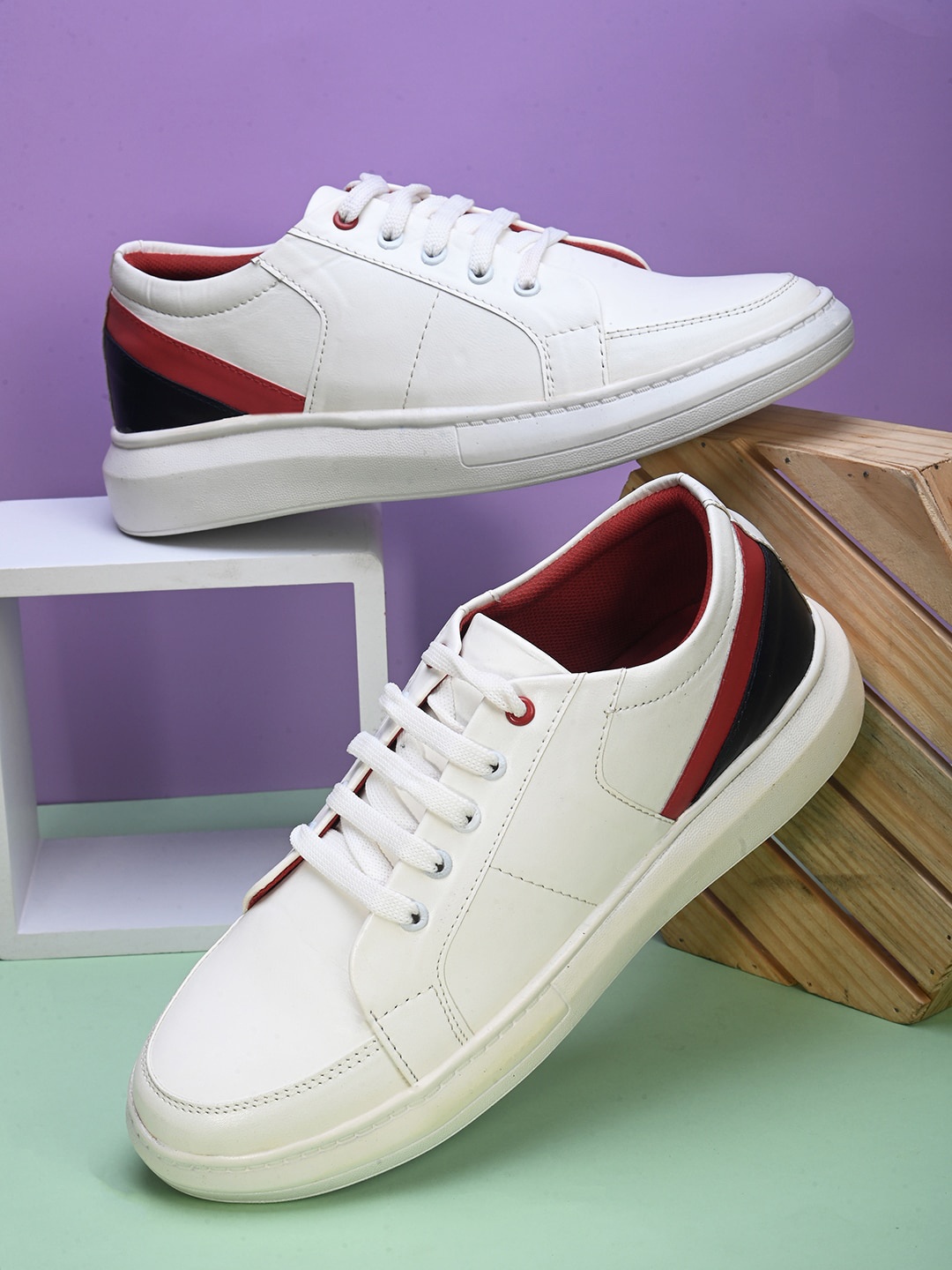 

HERE&NOW Men Lightweight Sneakers, White