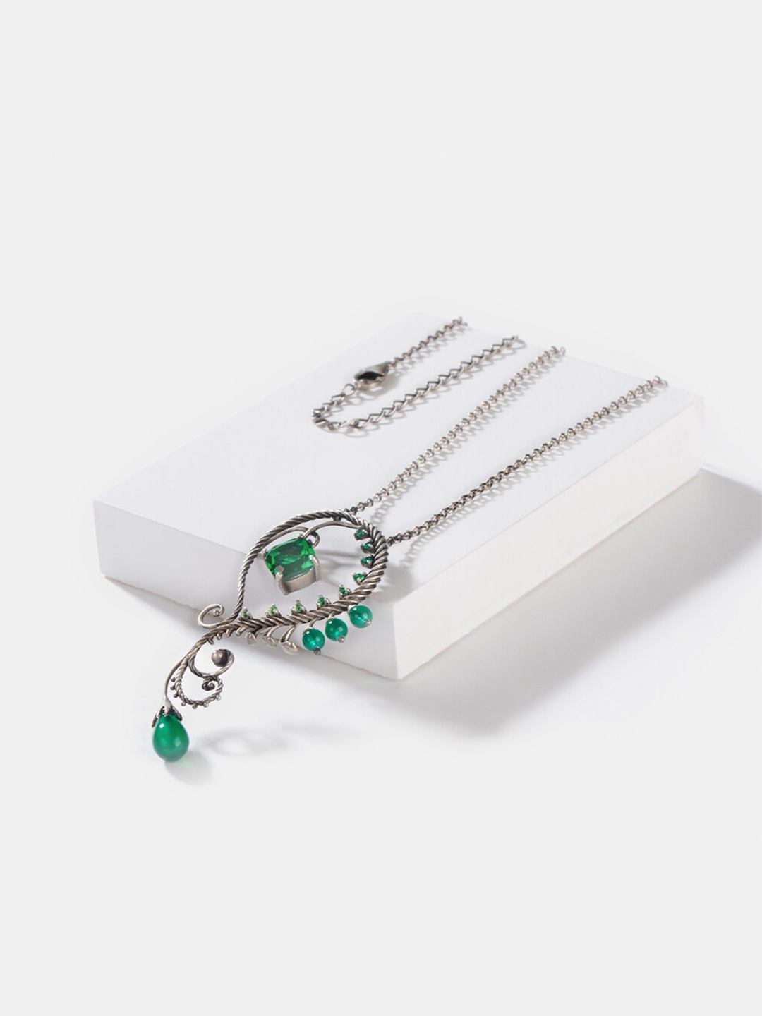 

SHAYA Sterling Silver Oxidized Necklace, Green