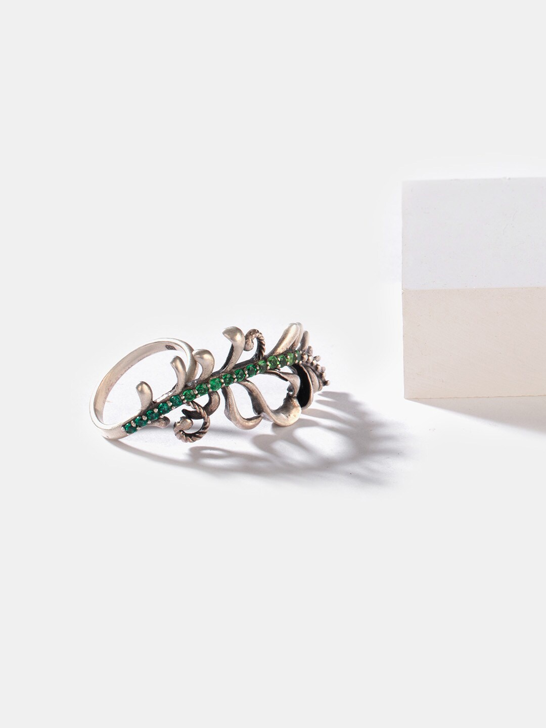 

SHAYA 925 Silver Oxidised CZ-Studded Adjustable Finger Ring
