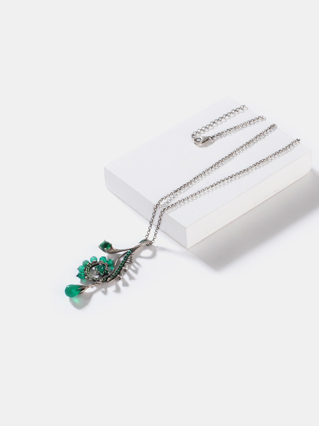 

SHAYA 925 Sterling Silver-Plated Oxidised Stone Studded Chain With Pendant, Green