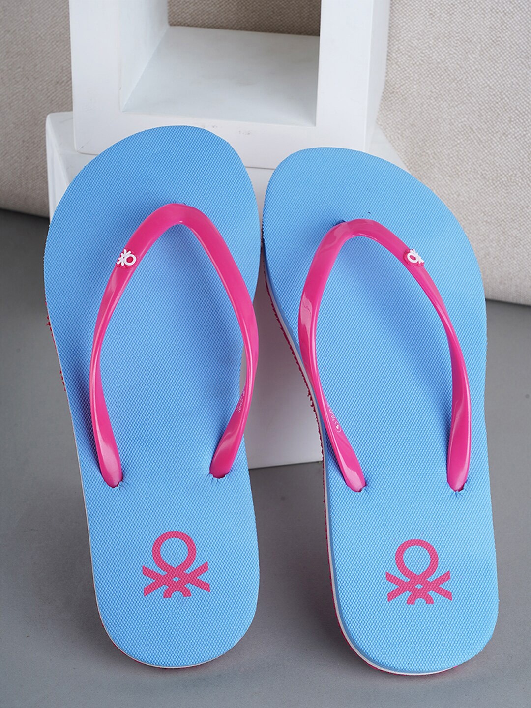 

United Colors of Benetton Women Rubber Casual Thong Flip-Flops, Blue