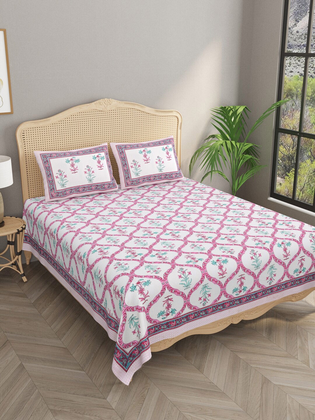 

Gulaab Jaipur White & Pink Floral 330 TC Cotton King Bedsheet & 2 Pillow Covers