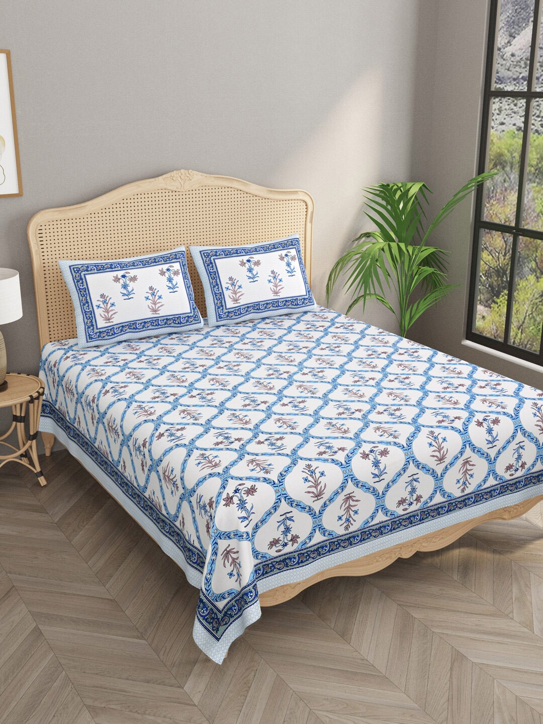 

Gulaab Jaipur White & Blue Ethnic Motifs 330 TC Cotton King Bedsheet & 2 Pillow Covers