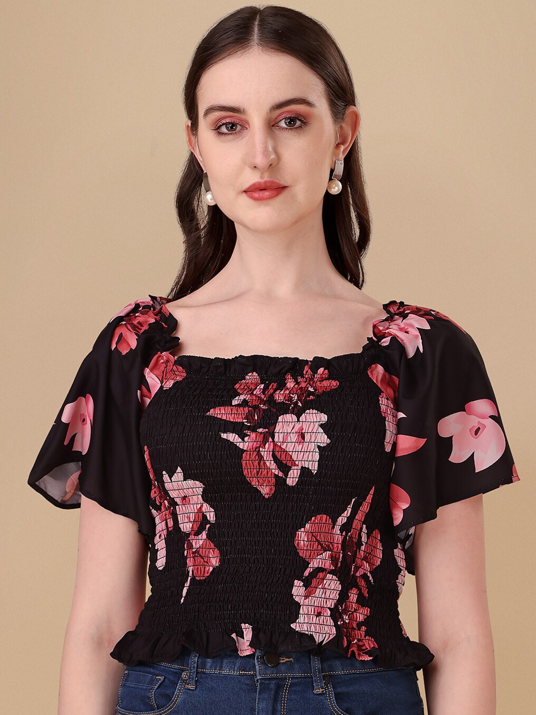 

eshami Black Floral Print Georgette Crop Top