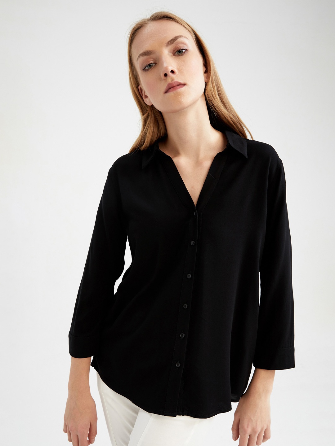 

DeFacto Women Regular Fit Casual Shirt, Black