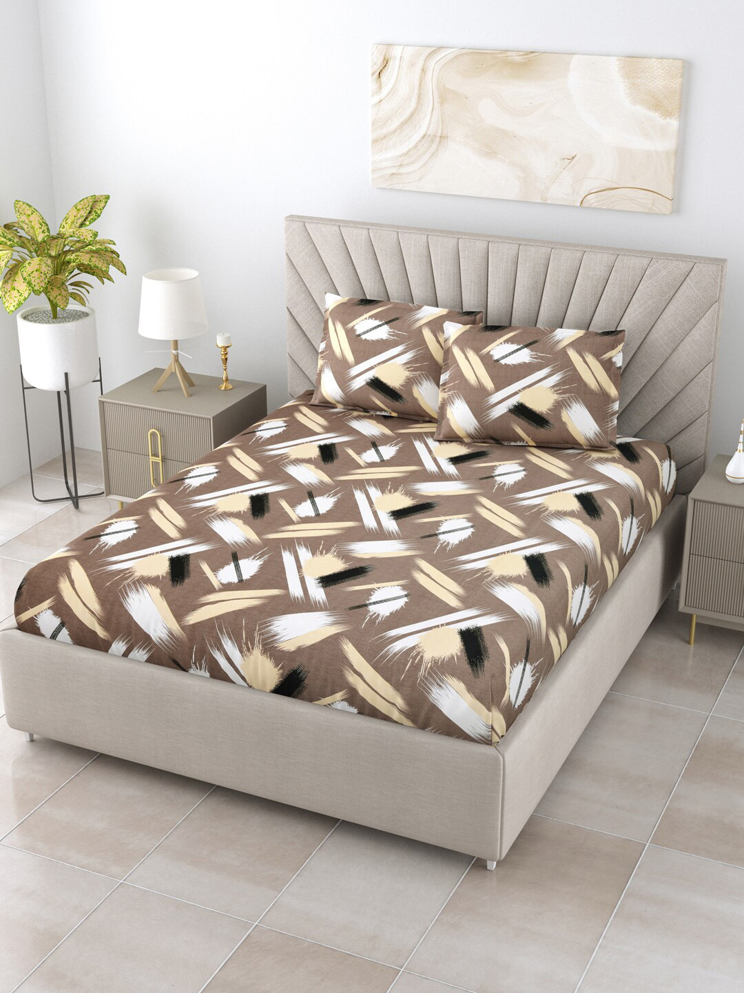 

Salona Bichona Premium Brown & White Geometric 144 TC King Bedsheet with 2 Pillow Covers