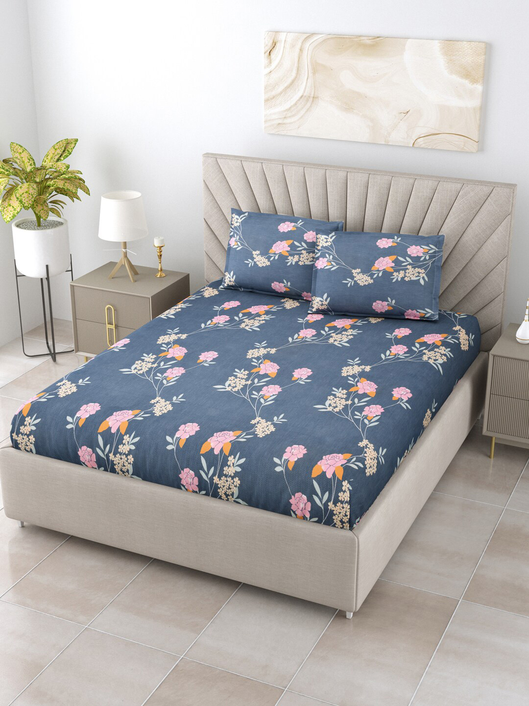 

Salona Bichona Impression Grey & Pink Floral 144 TC Queen Bedsheet With 2 Pillow Covers