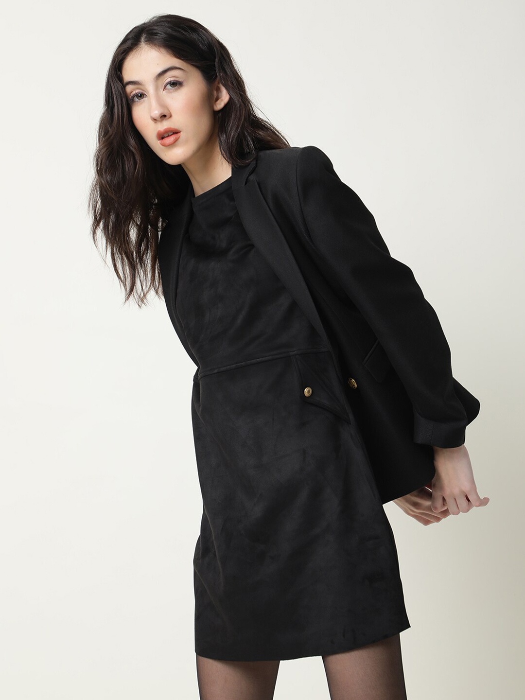 

RAREISM Round Neck Sheath Mini Dress, Black