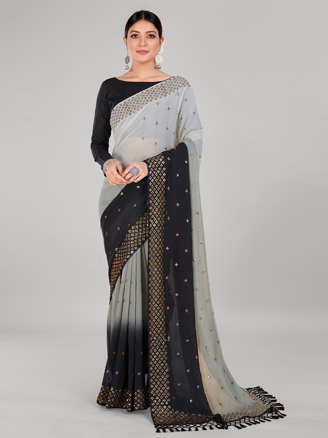 

Mitera Floral Embellished Sequinned Pure Georgette Saree, Grey