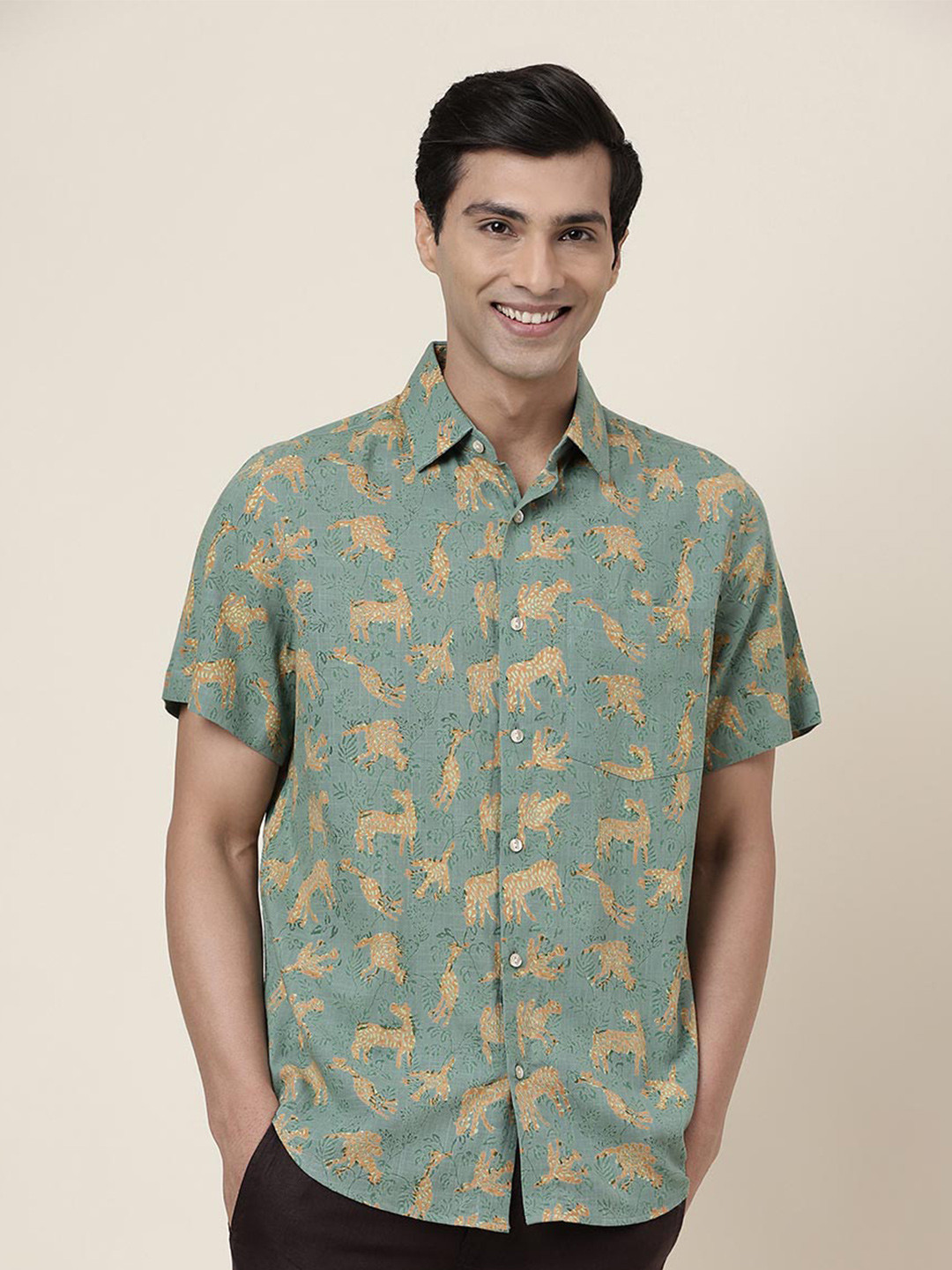 

Fabindia Men Printed Casual Cotton Shirt, Green