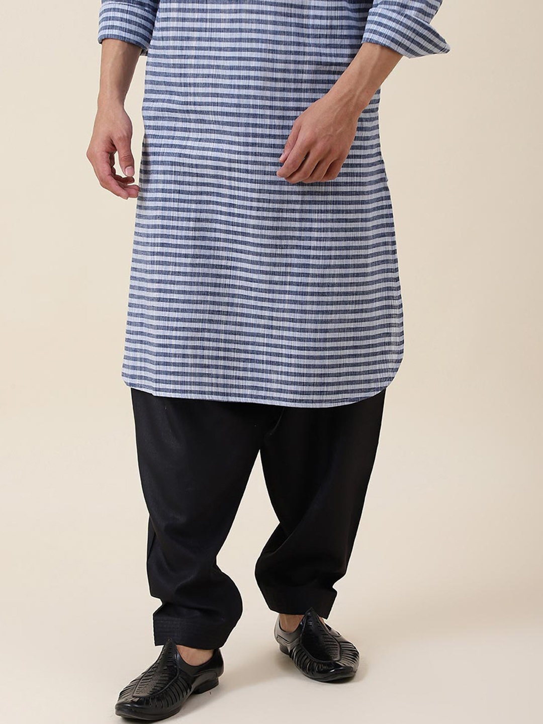 

Fabindia Men Mid-Rise Loose Fit Salwar, Black