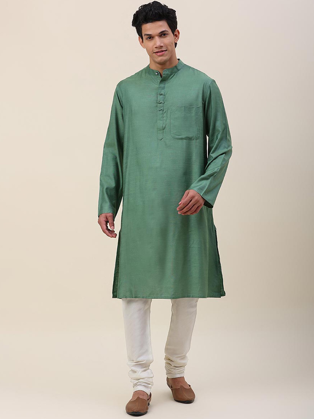 

Fabindia Mandarin Collar Long Sleeves Silk Blend Kurta, Green