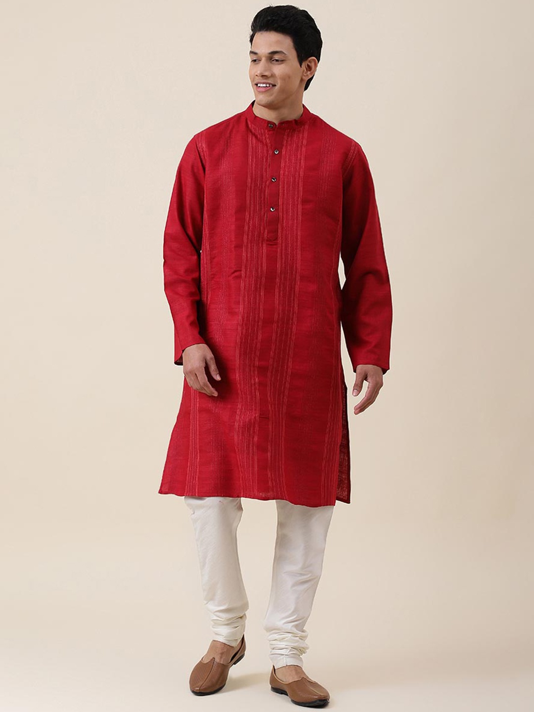 

Fabindia Mandarin Collar Striped Straight Cotton Kurta, Red