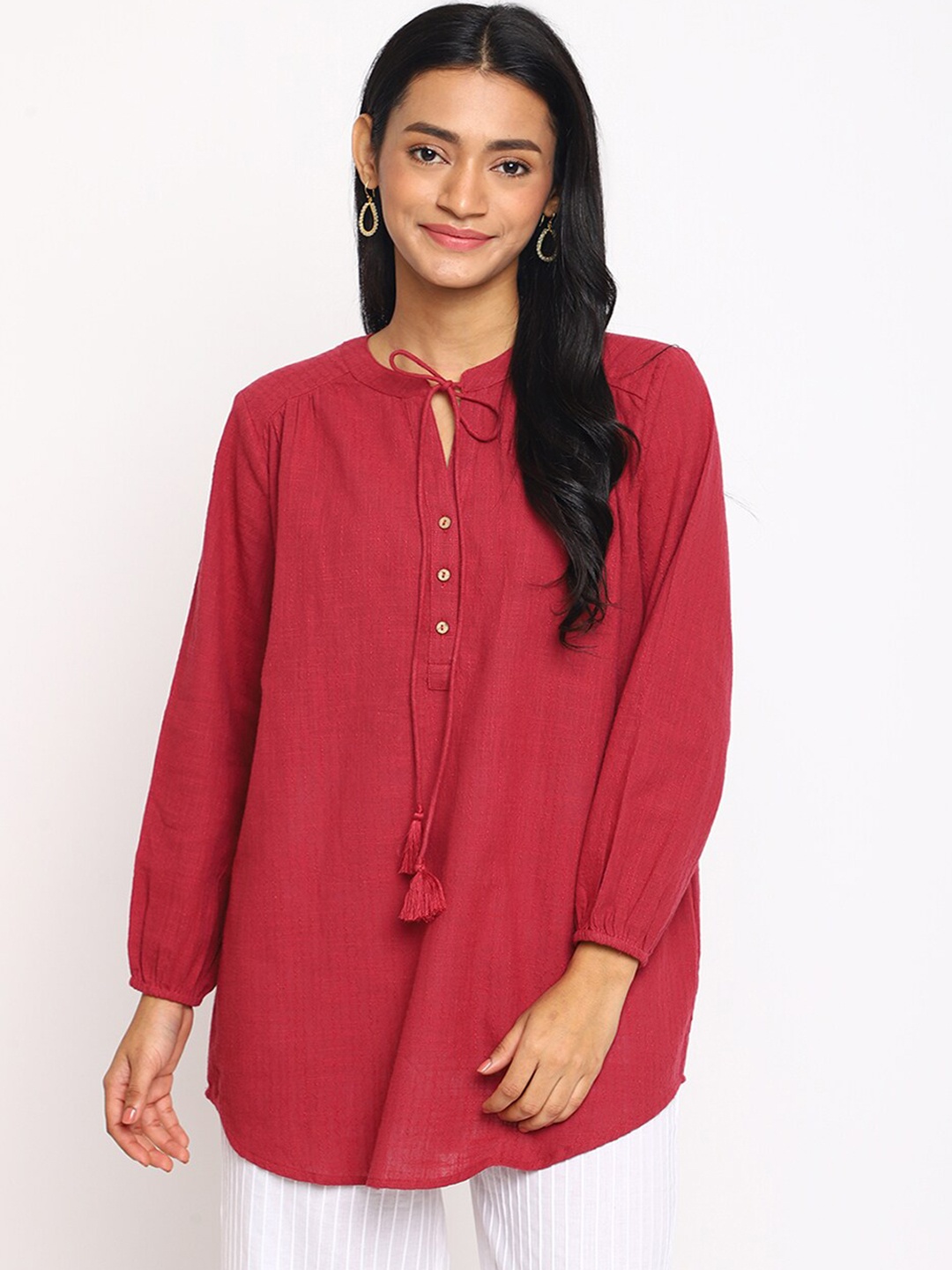 

Fabindia Long Sleeves Tie-Ups Neck Cotton Tunic, Pink