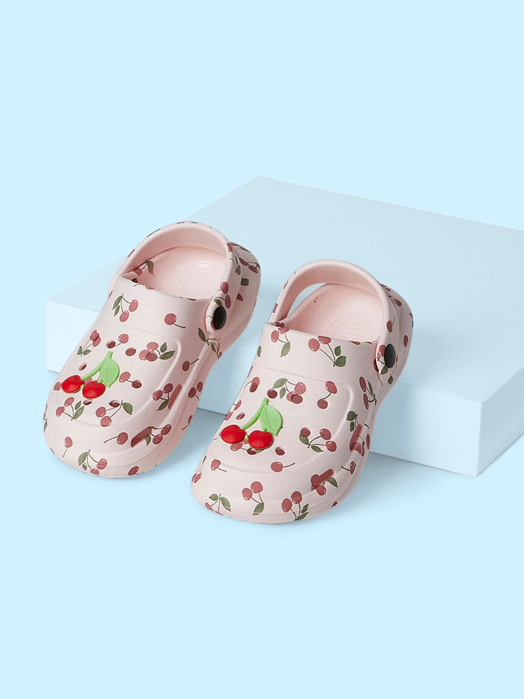 

Pantaloons Junior Girls Printed Embellished Comfort Insole Clogs, Pink