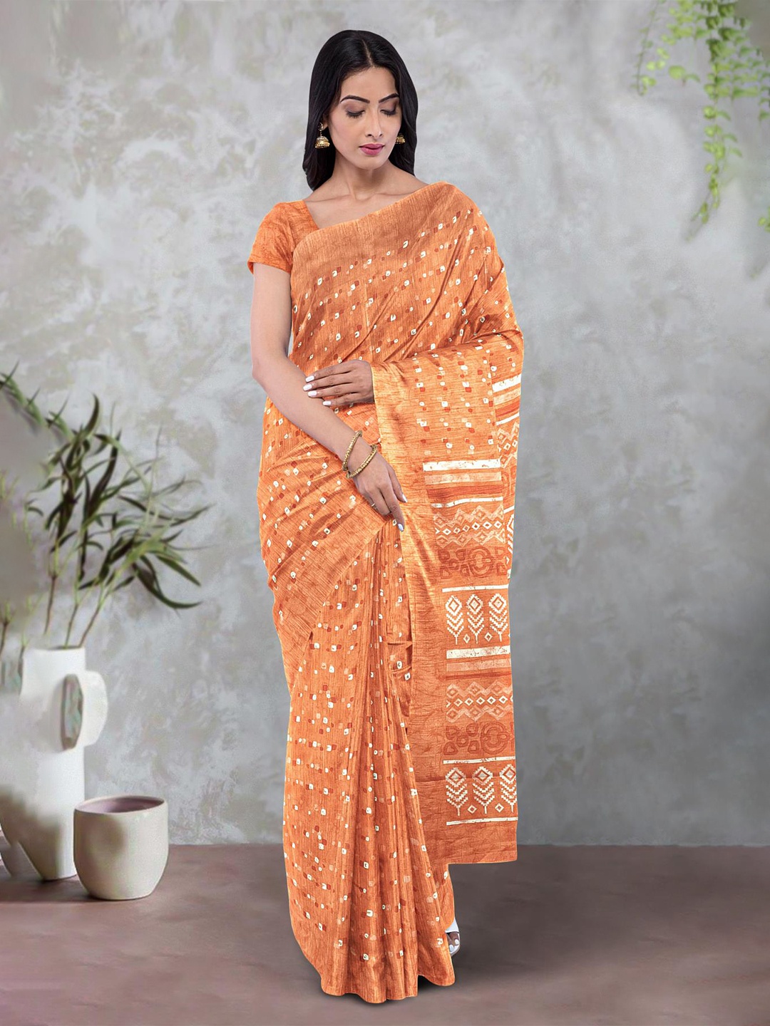 

Kalamandir Geometric Printed Saree, Rust