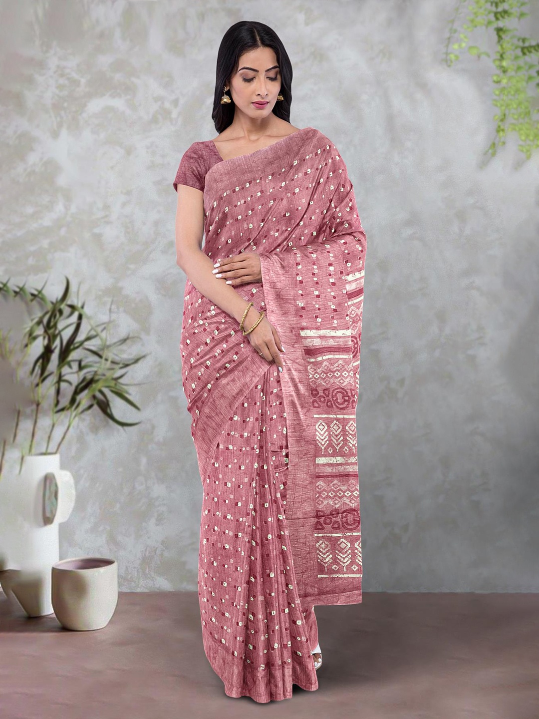 

Kalamandir Geometric Printed Saree, Pink