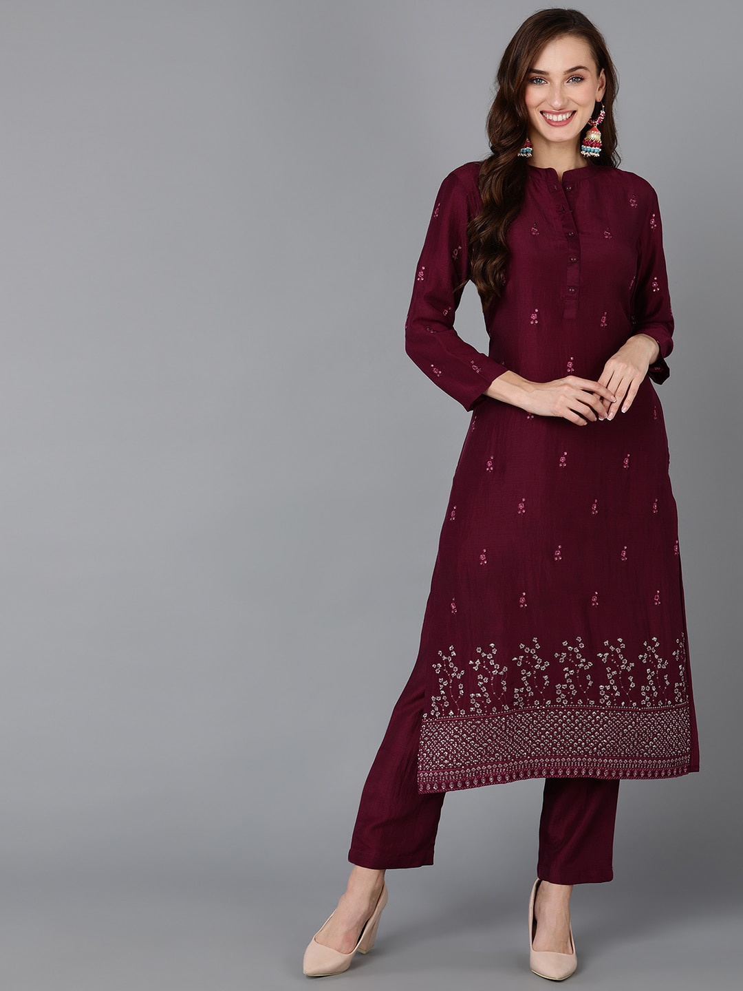 

AHIKA Floral Embroidered Mandarin Collar Kurta, Maroon