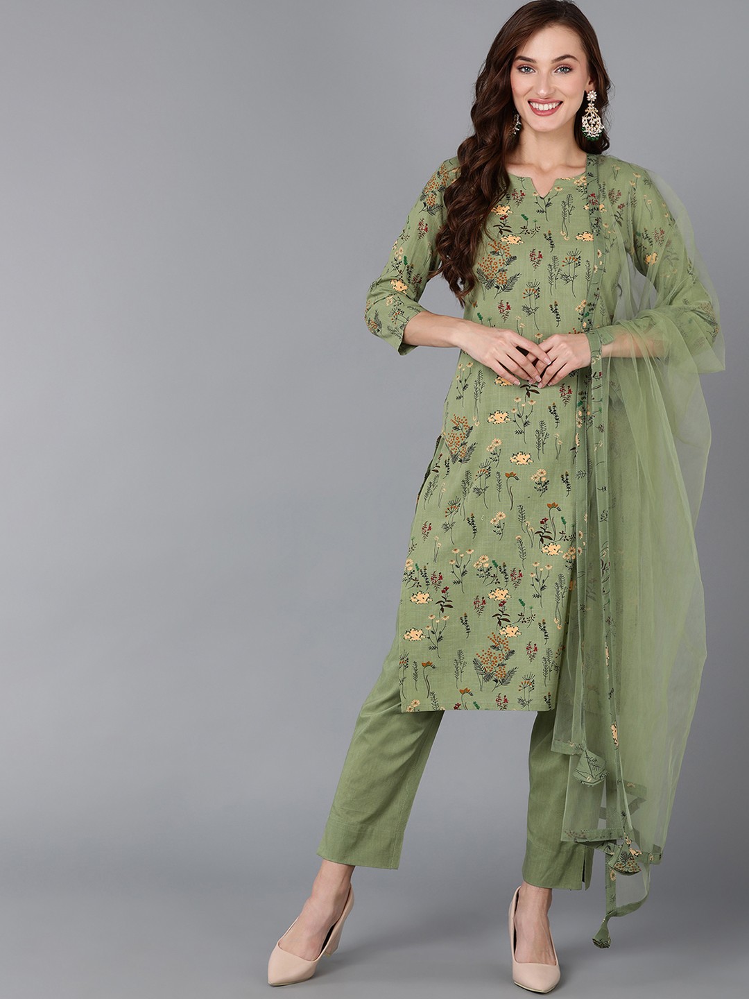 

AHIKA Notched Neck Floral Printed Pure Cotton Kurta with Trousers & Dupatta, Green