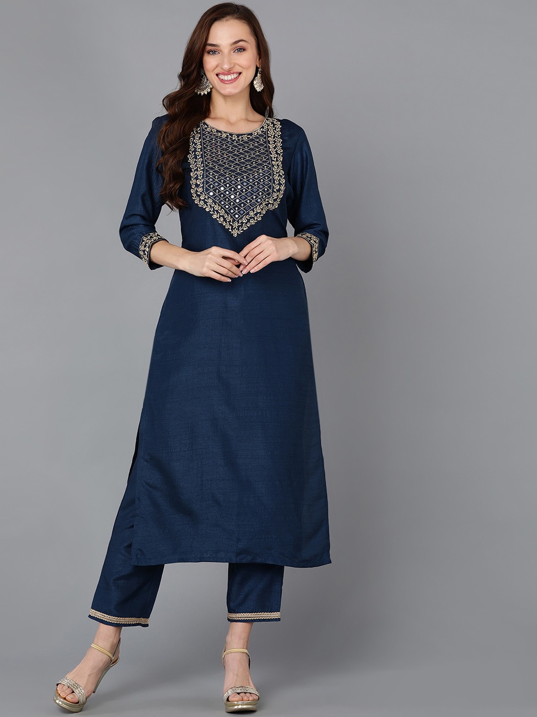 

AHIKA Yoke Design Mirror Work Kurta, Navy blue