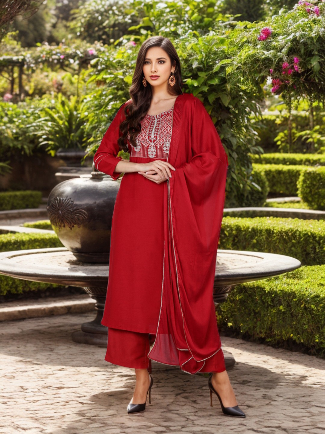 

AHIKA Ethnic Motifs Yoke Design Sequined Kurta with Palazzos & Dupatta, Red