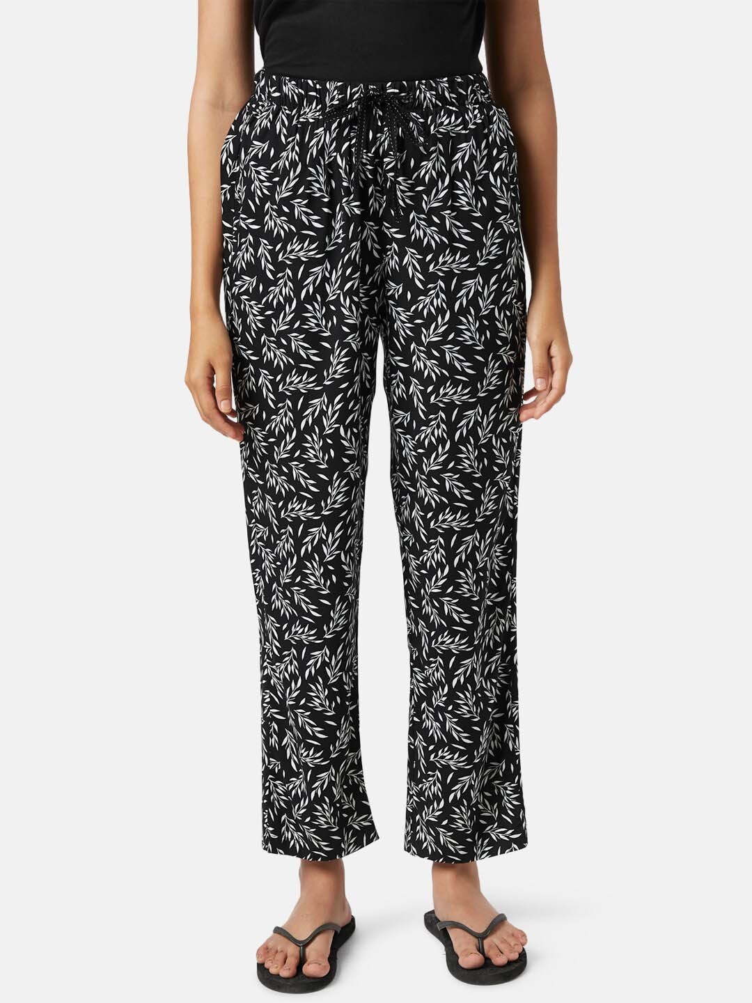 

Dreamz by Pantaloons Printed Lounge Pants, Black