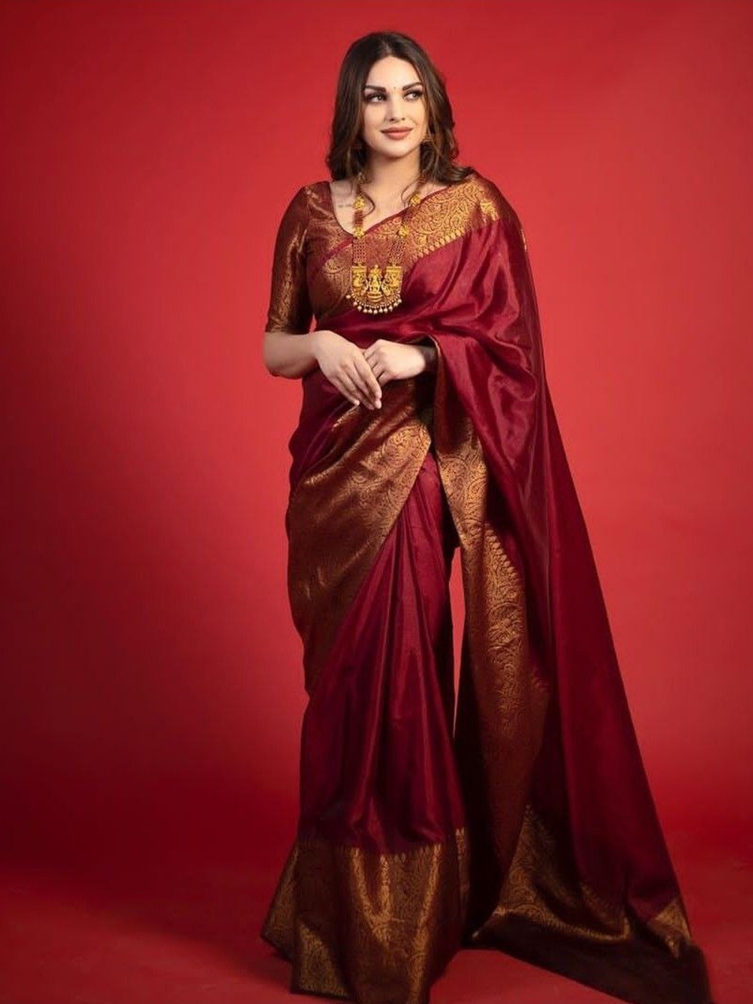 

Wuxi Zari Pure Silk Kanjeevaram Saree With Woven Border, Maroon