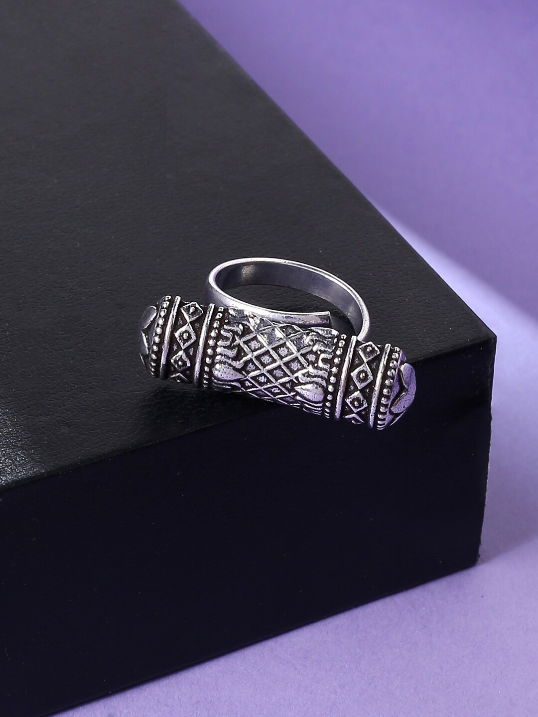 

VIRAASI Silver-Plated Oxidised Adjustable Finger Ring