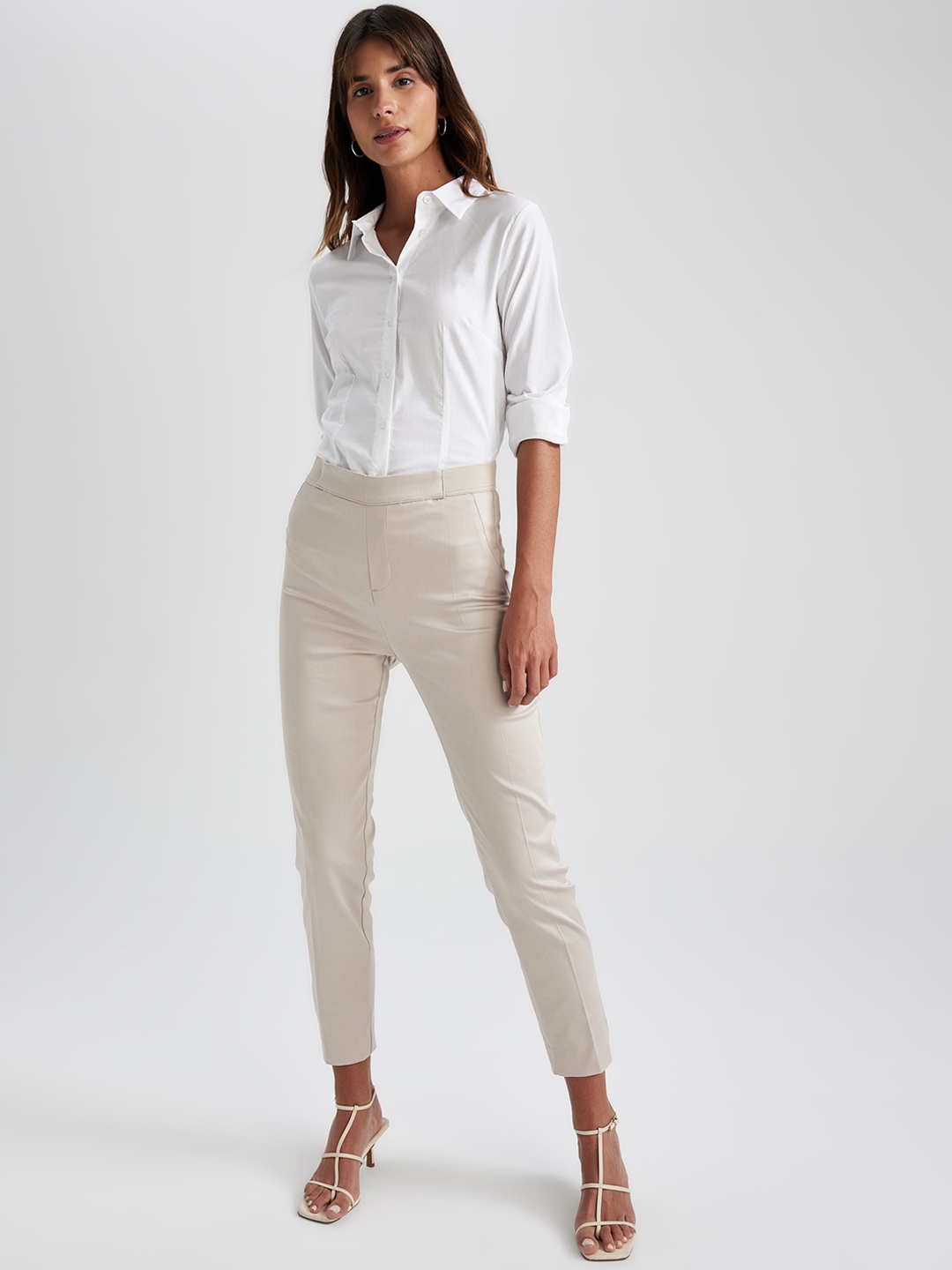 

DeFacto Women Mid-Rise Formal Trousers, Beige