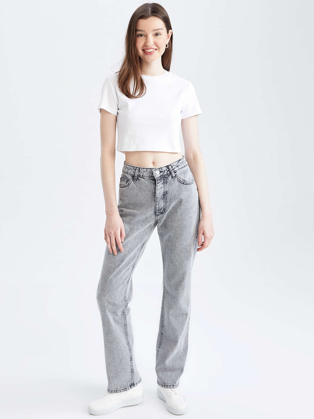 

DeFacto Women Clean Look Mid-Rise Straight Fit Pure Cotton Jeans, Grey