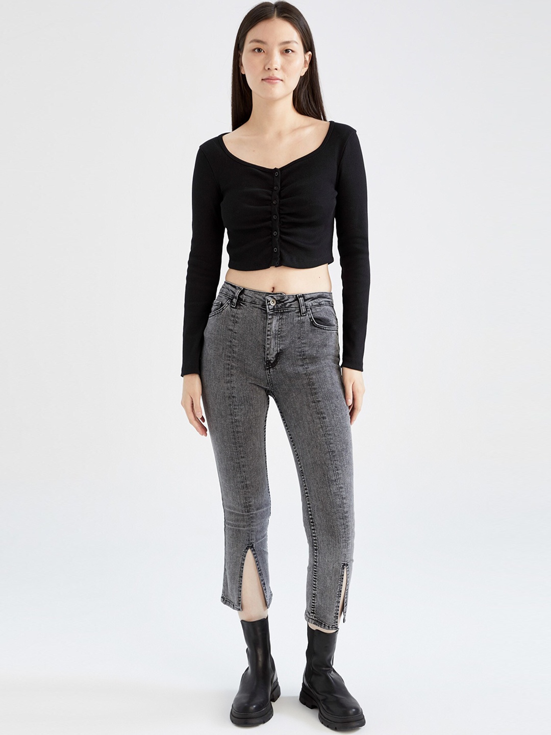 

DeFacto Women Slim Fit Stretchable Jeans, Grey