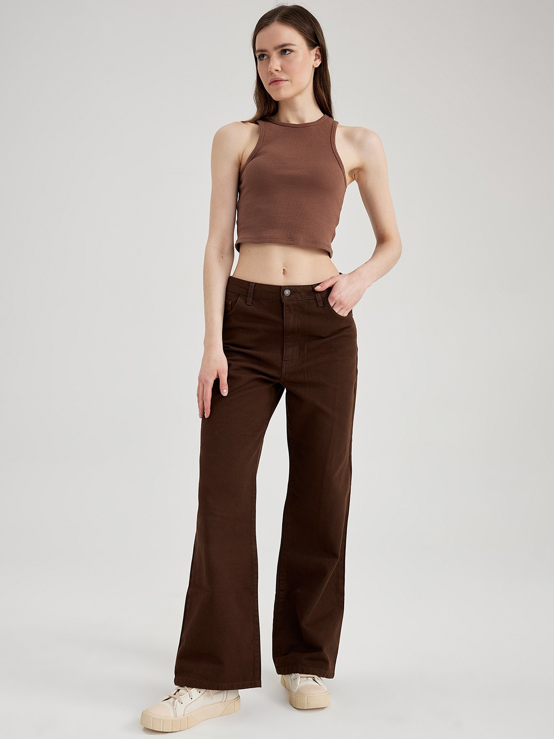 

DeFacto Women Clean Look High-Rise Pure Cotton Straight Fit Jeans, Brown