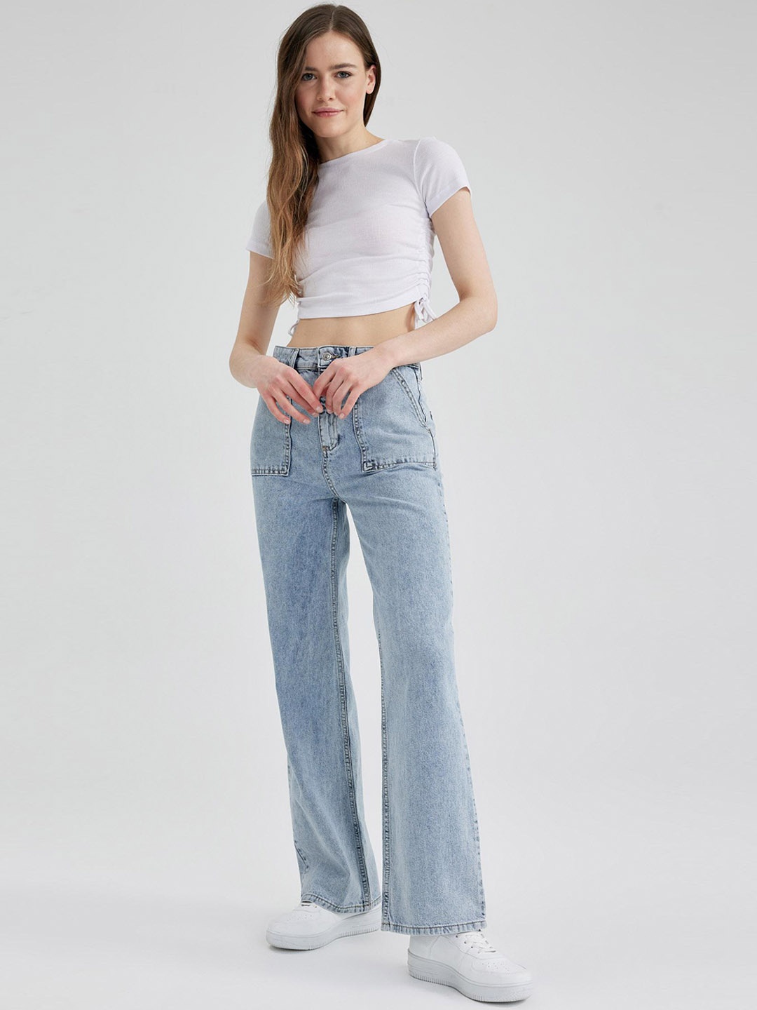 

DeFacto Women High-Rise Light Fade Pure Cotton Flared Jeans, Blue