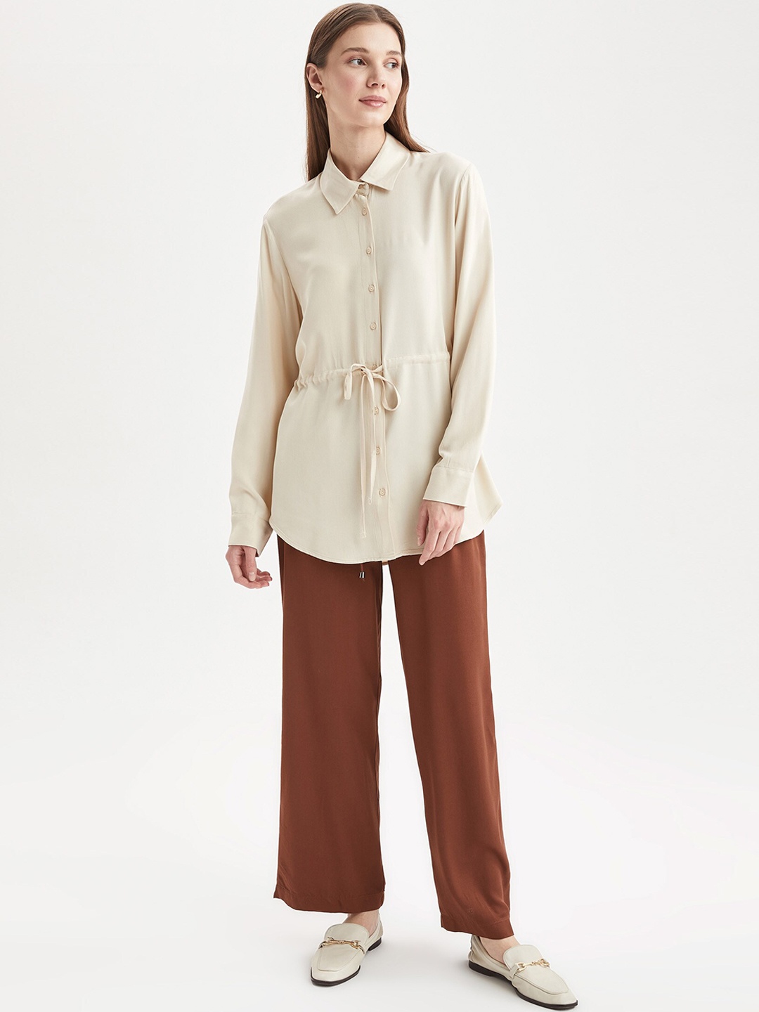 

DeFacto Women Straight Fit Parallel Trousers, Brown