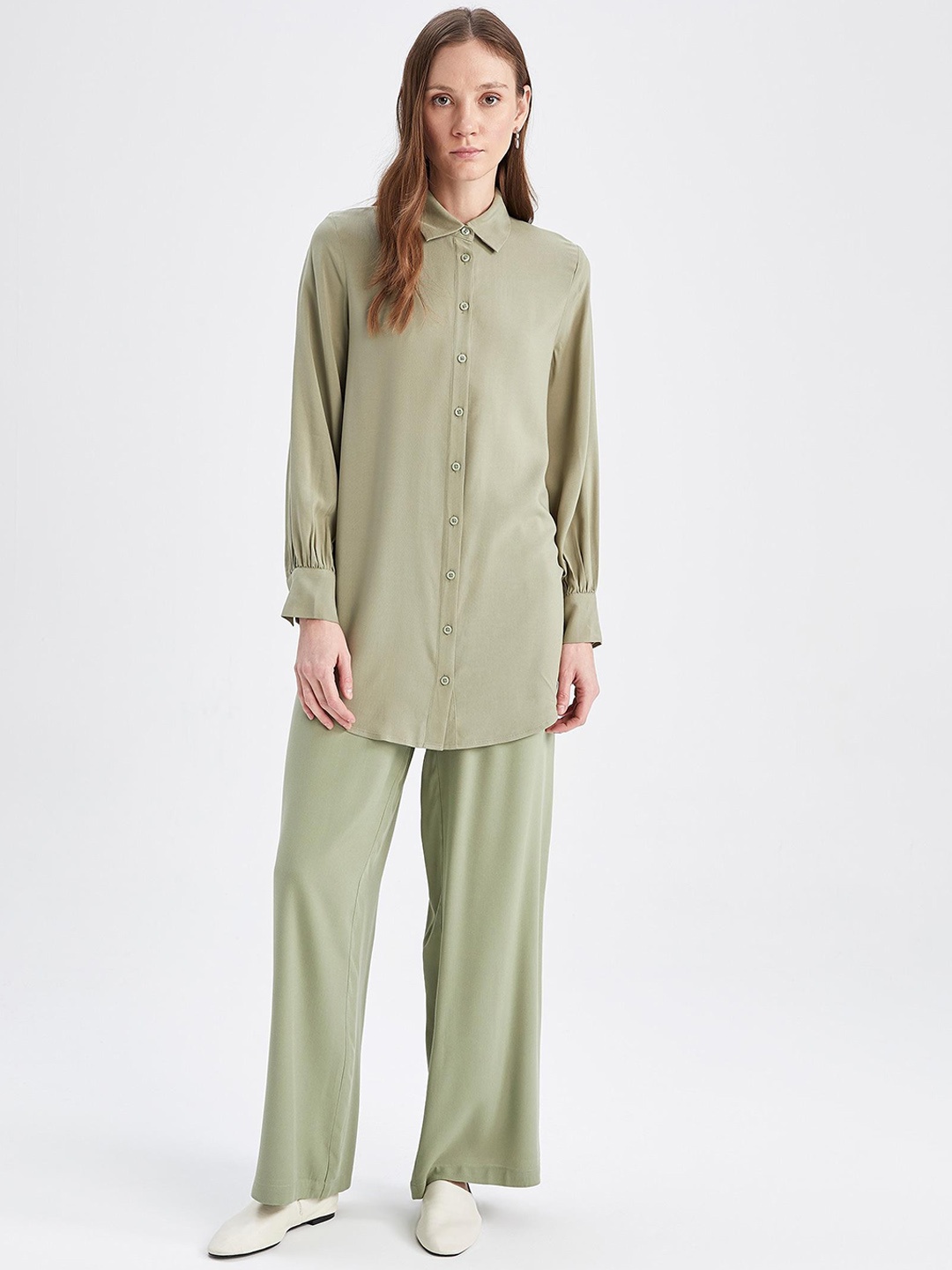 

DeFacto Women Loose Fit Parallel Trousers, Olive