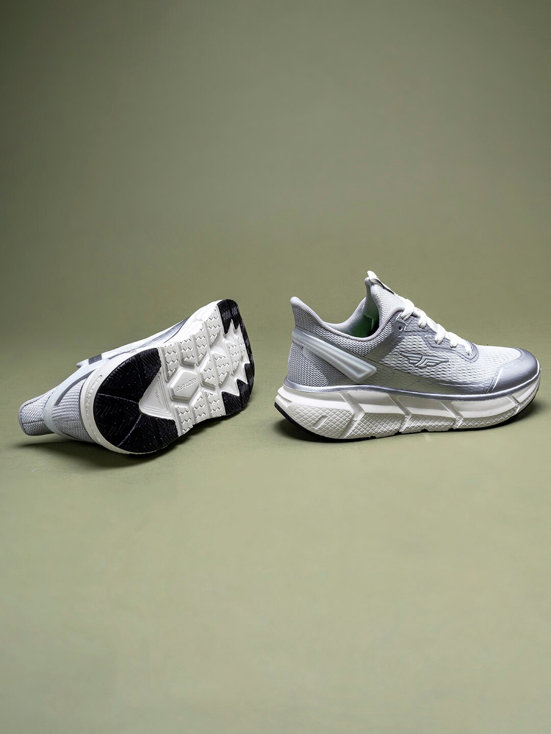 

Red Tape Men Mesh Walking Shoes, White