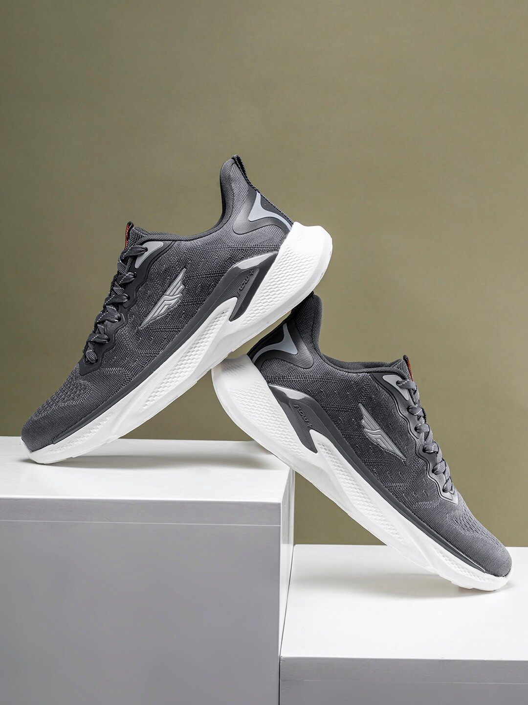 

Red Tape Men Textile Walking Shoes, Grey