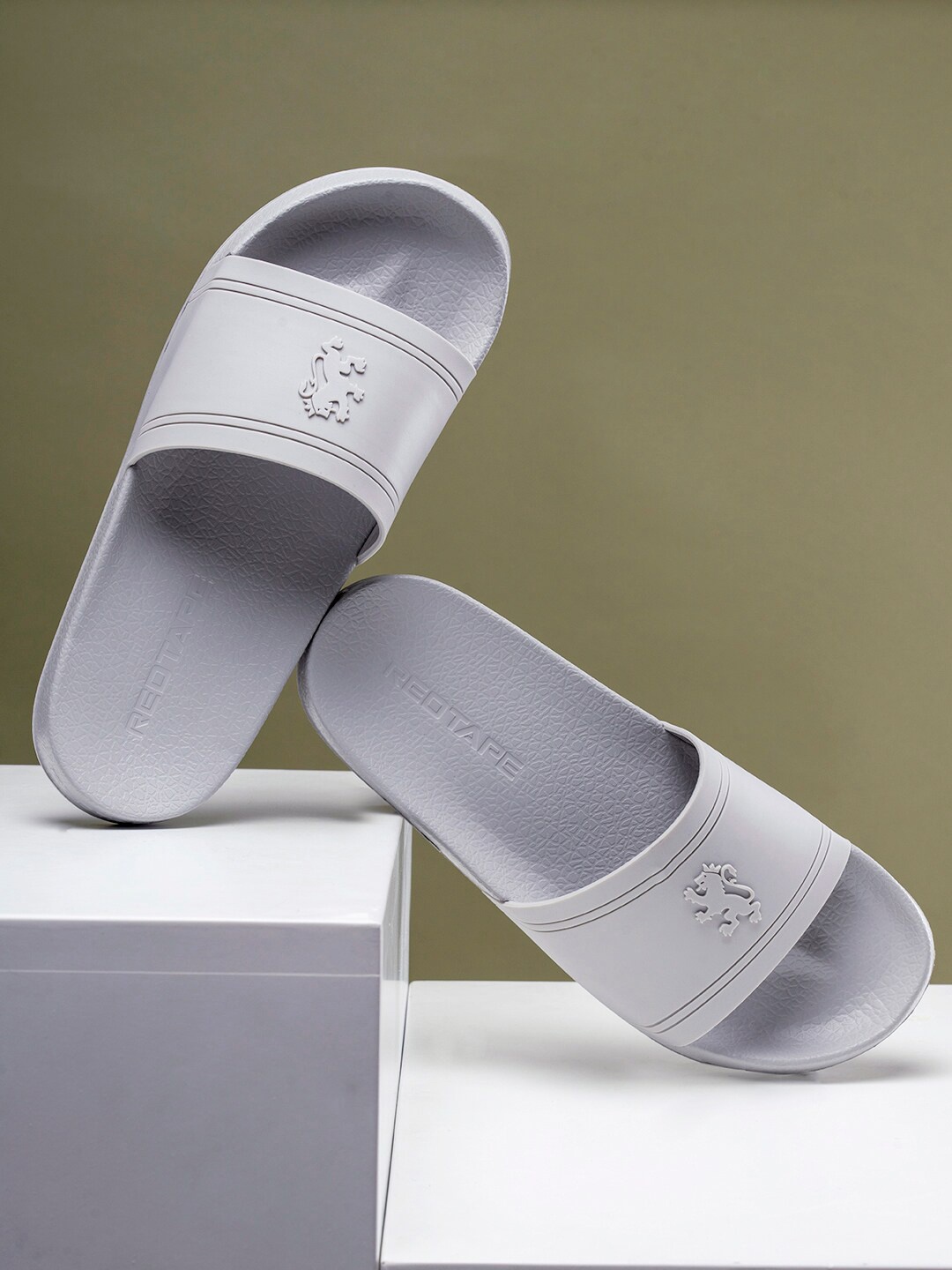 

Red Tape Men Self Design Rubber Casual Sliders, Grey
