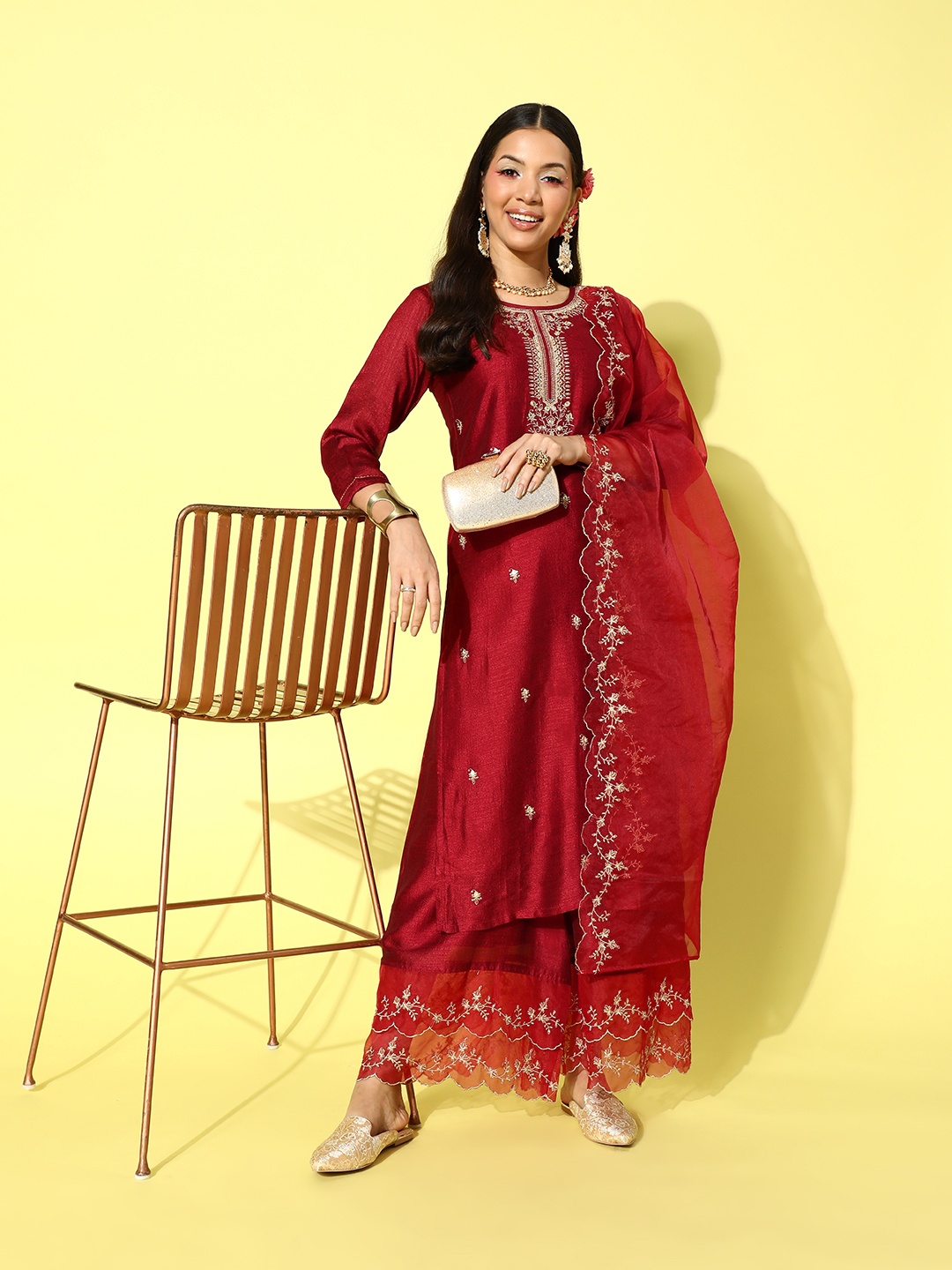 

SheWill Floral Embroidered Regular Sequinned Kurta with Palazzos & With Dupatta, Maroon