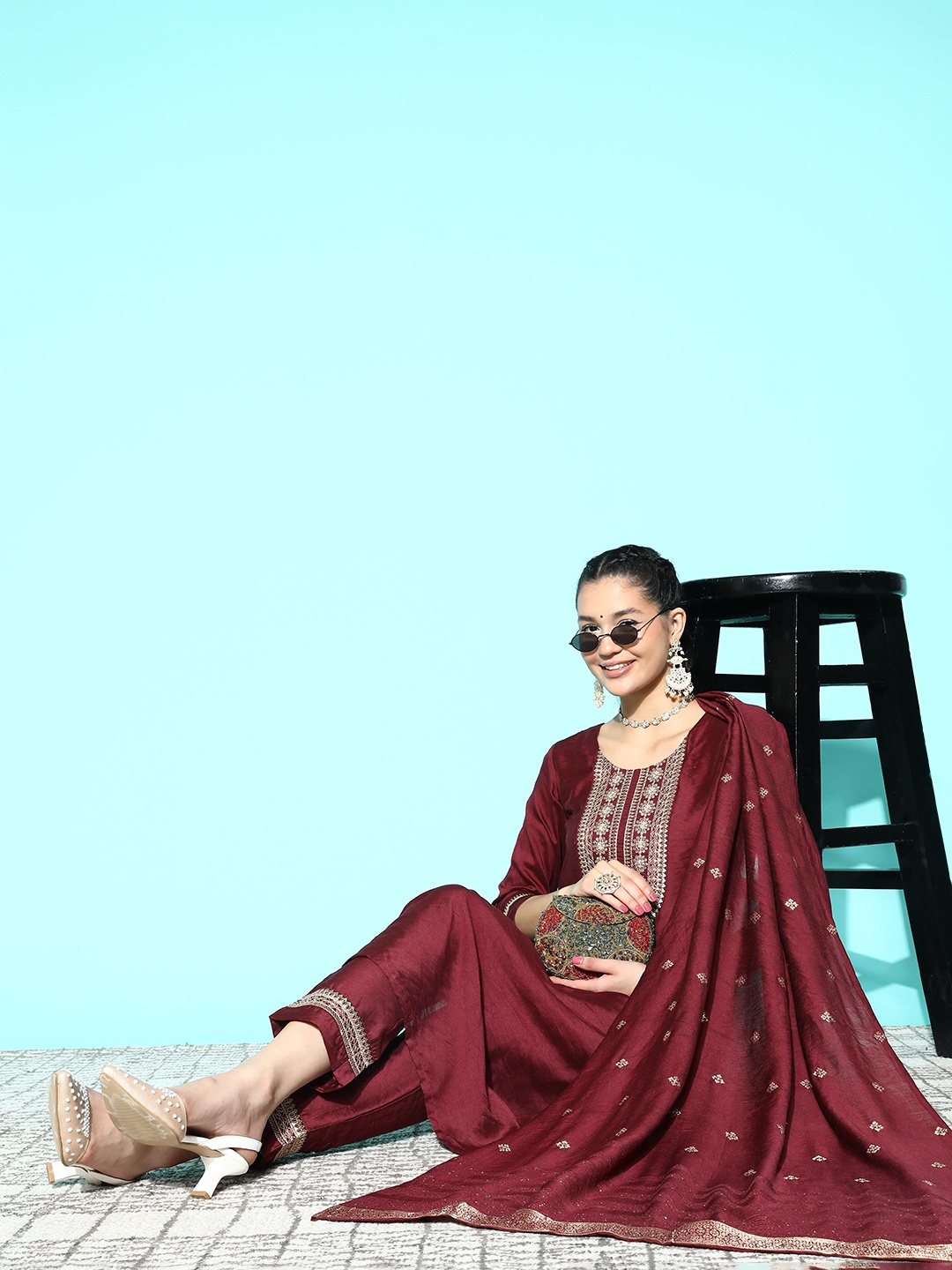 

SheWill Embroidered Regular Sequinned Kurta with Trousers & With Dupatta, Maroon