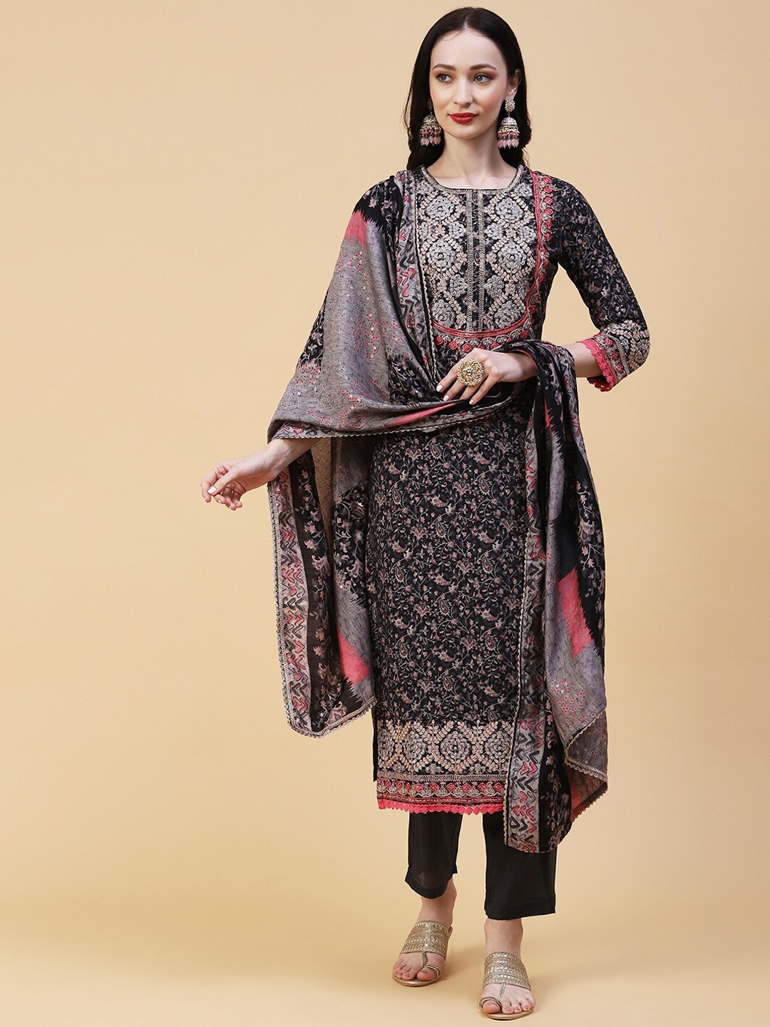 

FASHOR Floral Foil Printed Zari Detail Straight Kurta with Trousers & Dupatta, Black