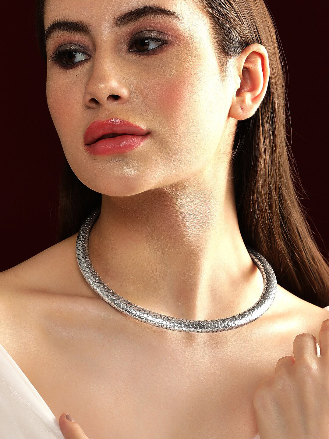 

Rubans Brass Silver-Plated Oxidised Slip-On Necklace