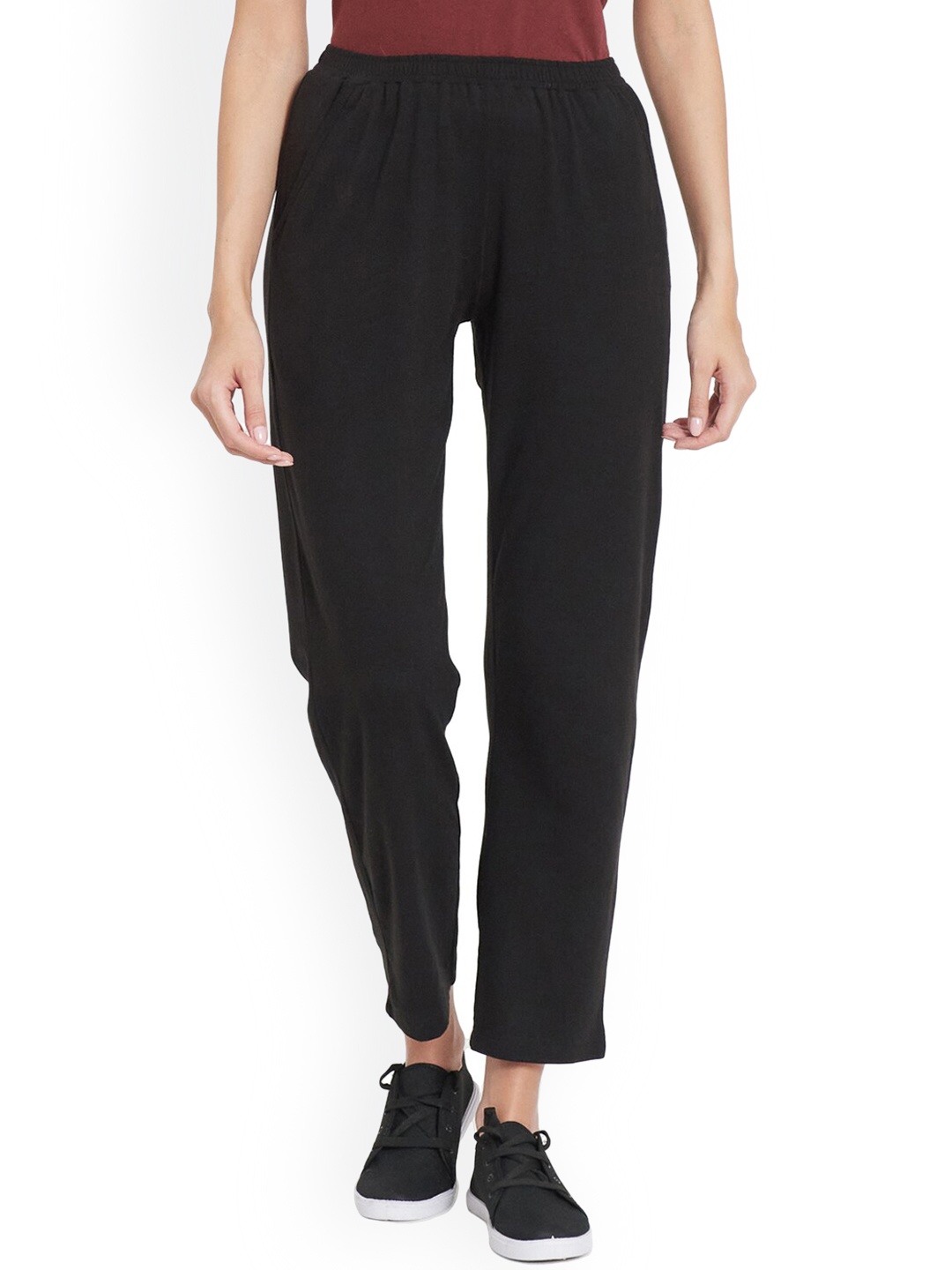 

UNMADE Women Mid-Rise Cotton Lounge Pant, Black