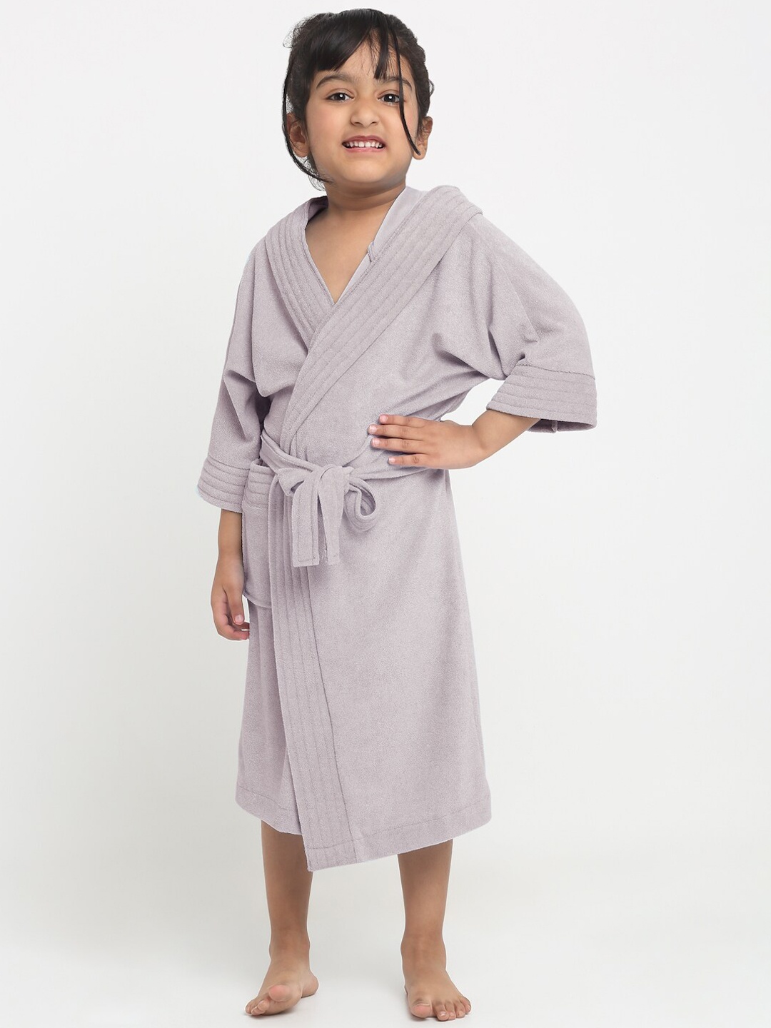 

Creeva Melodious Kids Grey Front Pocket Bath Robe