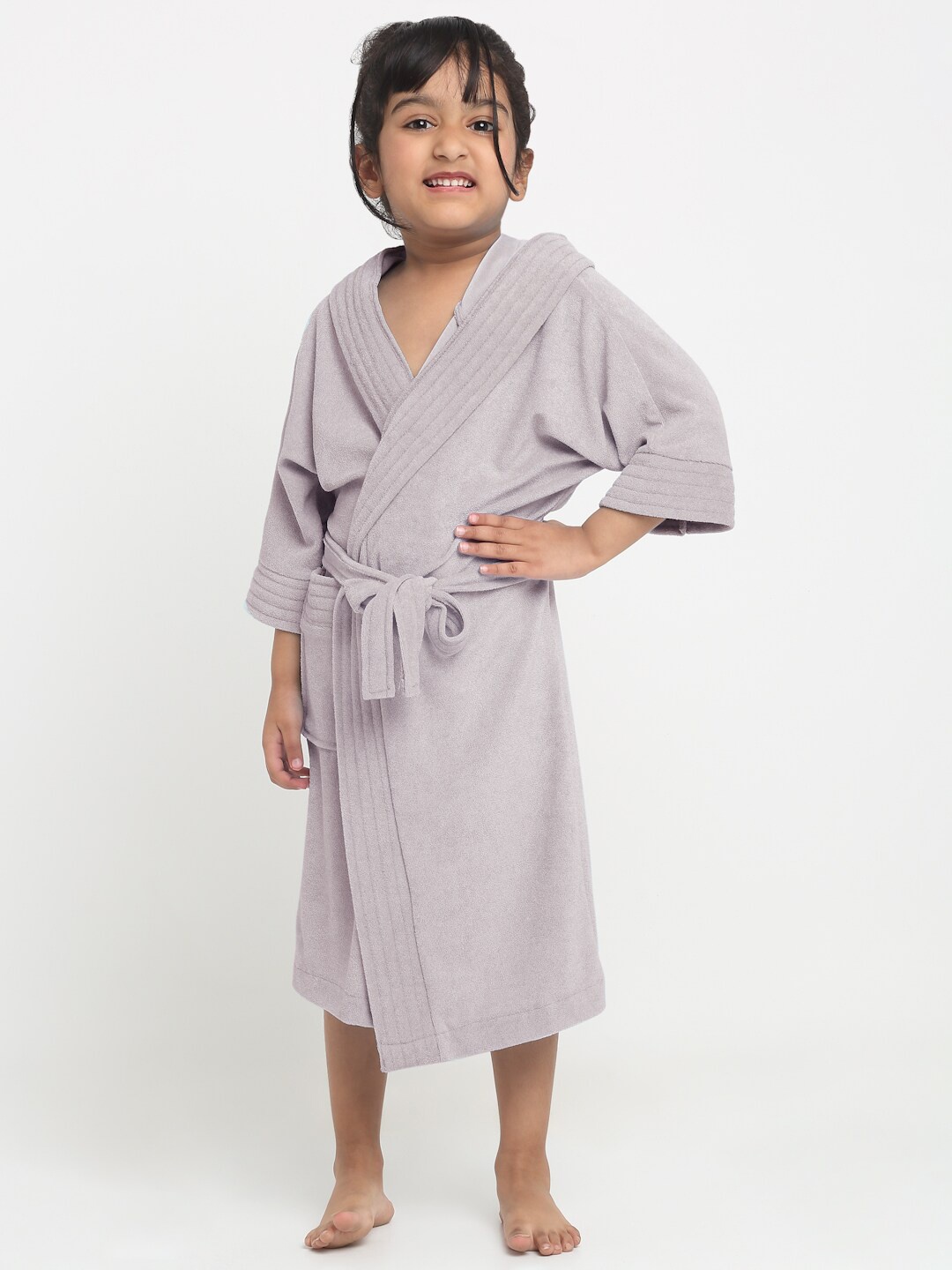 

Creeva Melodious Kids Grey Front Pocket Bath Robe