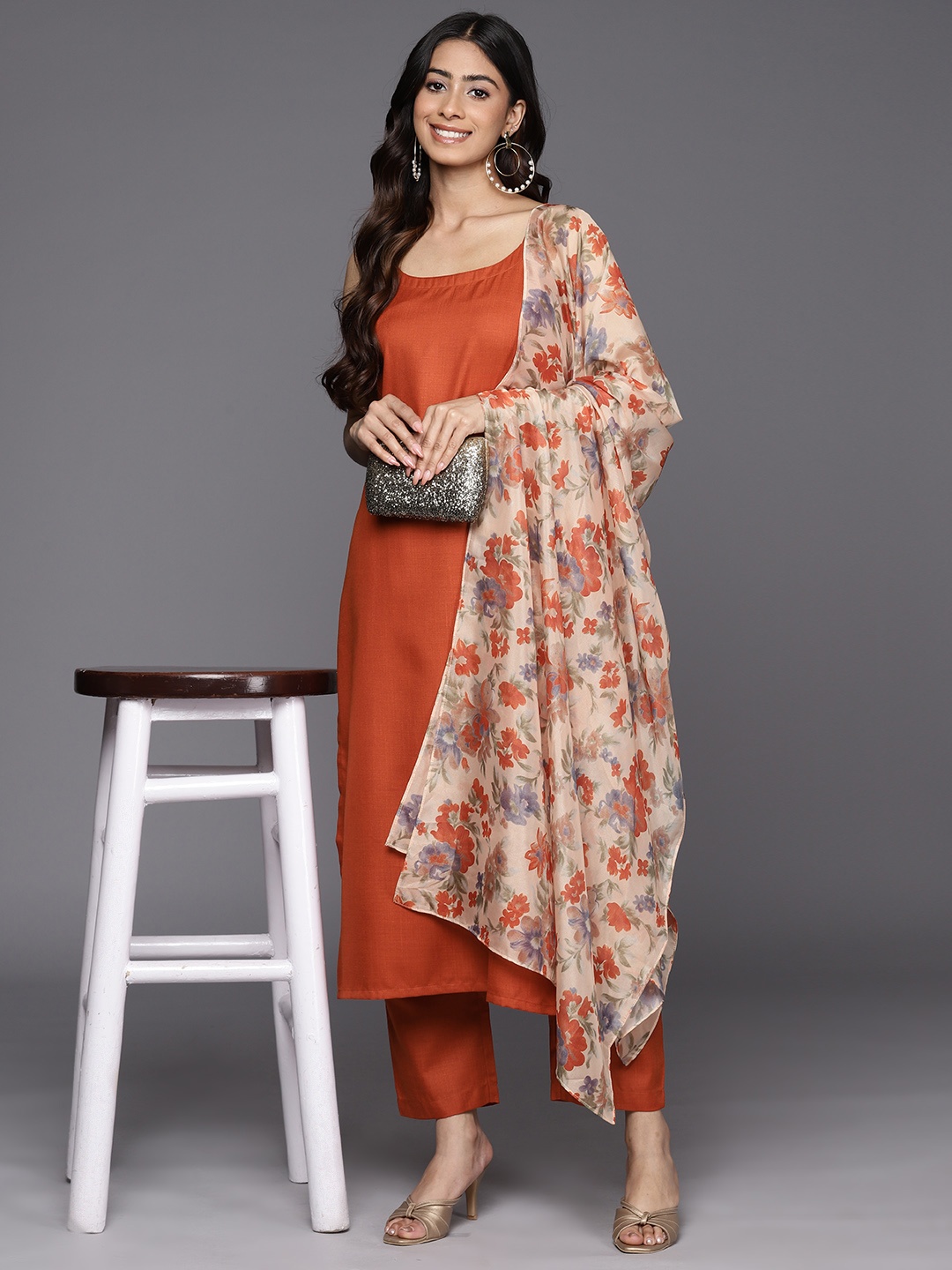 

Varanga Rust Shoulder Straps Sleeveless Straight Kurta With Trousers & Printed Dupatta