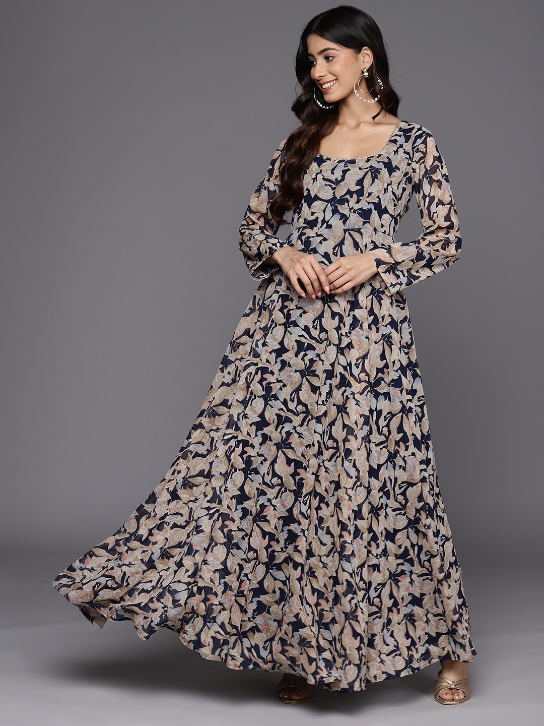 

Varanga Floral Printed Gotta Patti Georgette Anarkali Kurta, Navy blue